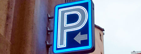 Rotulos y señalizacion de parkings.